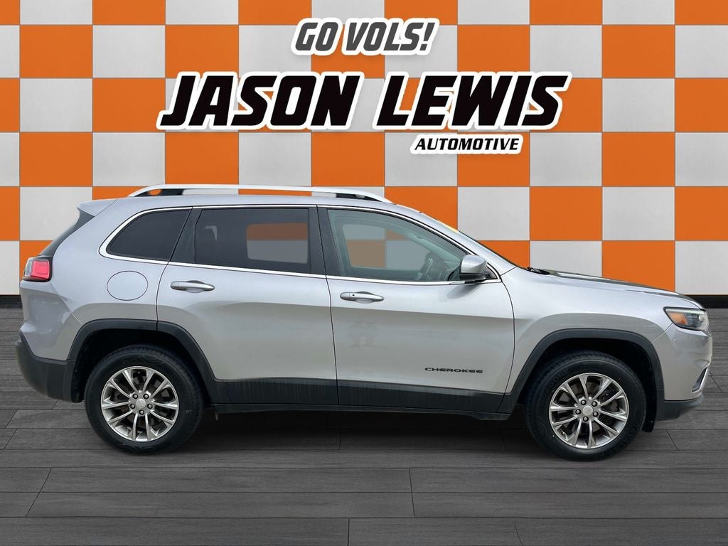 2019 Jeep Cherokee — side profile view