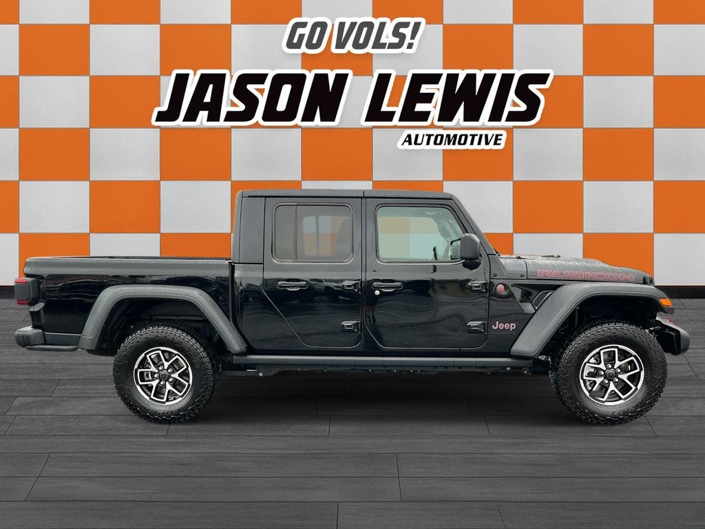 2025 Jeep Gladiator — side profile view
