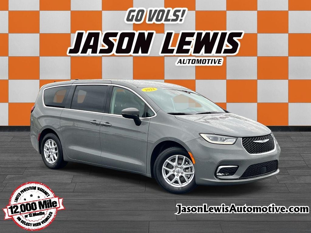 2023 Chrysler Pacifica Touring L in Ceramic Gray Clearcoat — front three-quarter view